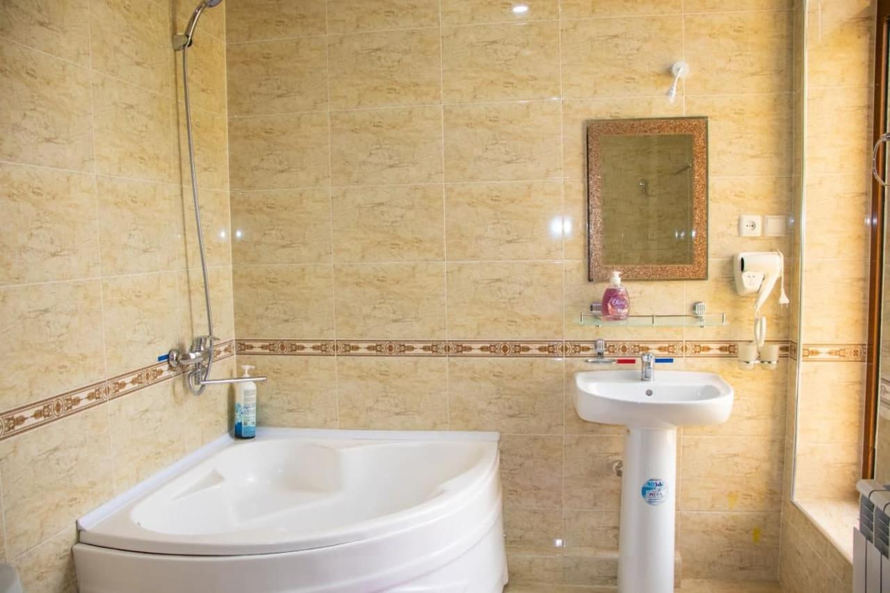Euro Asia Hotel Samarkanda Zewnętrze zdjęcie